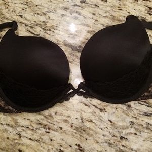 Lacey black VS push up bra